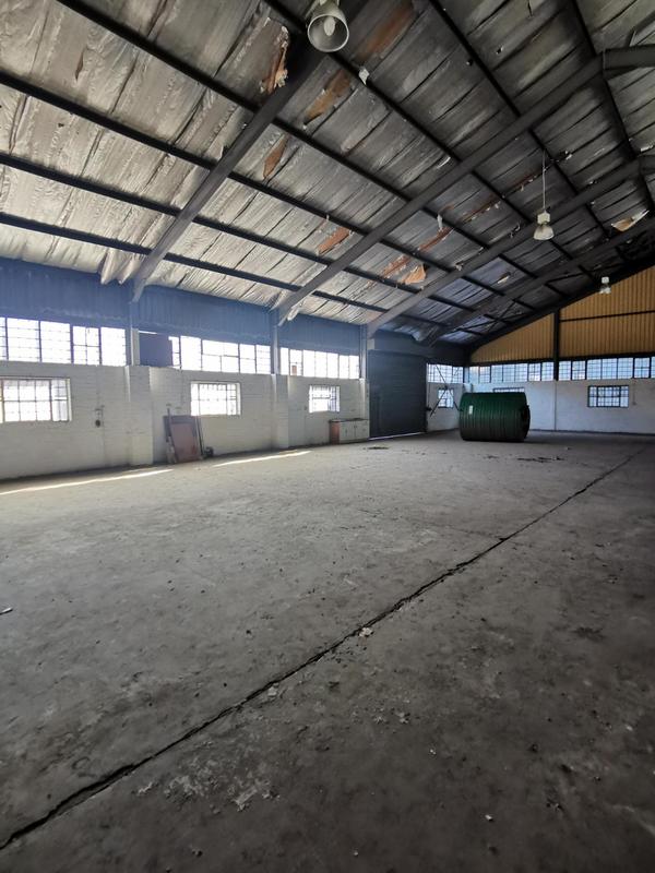 To Let commercial Property for Rent in Maitland Western Cape